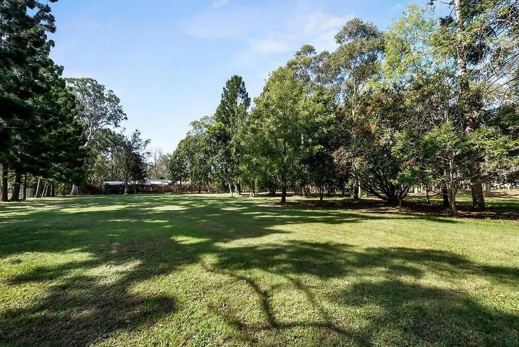 Guest house Nature Paradise New Acreage 4 Bedroom House Capalaba