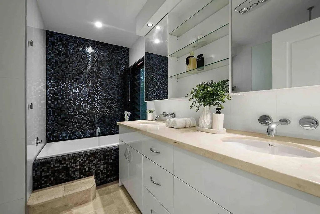 Nature Paradise New Acreage 4 Bedroom House Capalaba
