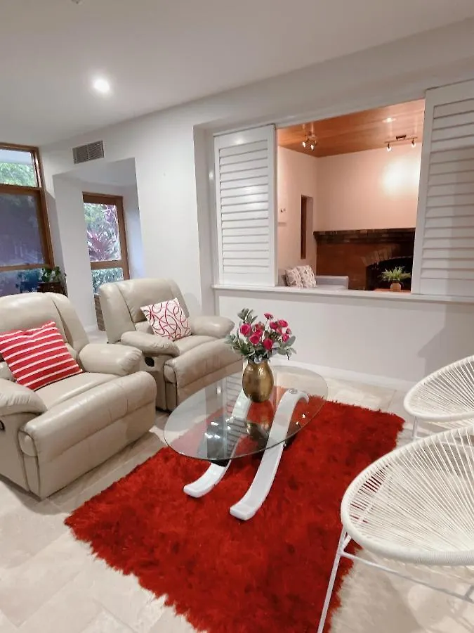 Nature Paradise New Acreage 4 Bedroom House Capalaba Guest house